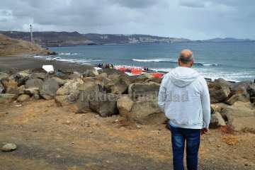 Simulacro de vertido de hidrocarburos en la playa de Jinámar-Telde (Foto TA y Antonio Alí)